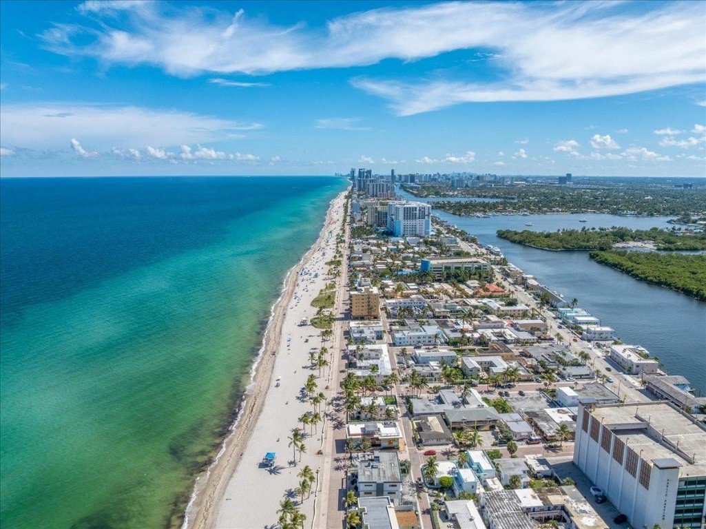 HOLLYWOOD BEACH SECOND AD - Residential