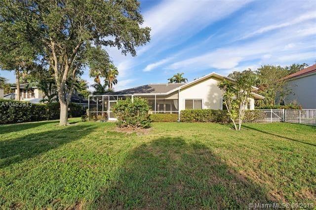 Golf-Tam Village 119-18 B - Residential