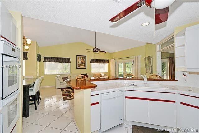 Golf-Tam Village 119-18 B - Residential