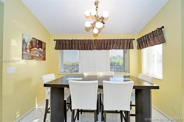 Golf-Tam Village 119-18 B - Residential