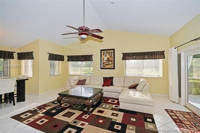 Golf-Tam Village 119-18 B - Residential