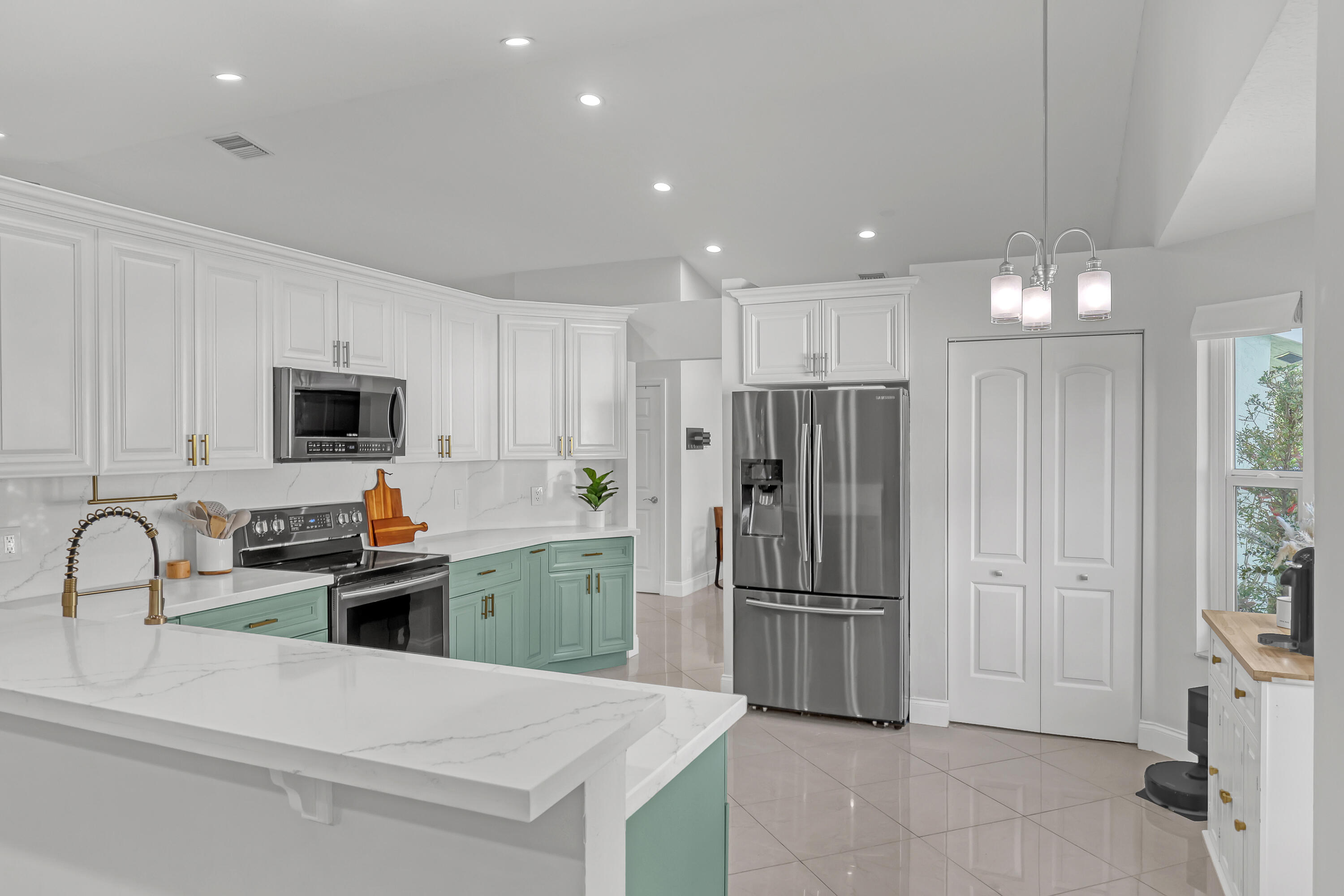 ASPEN RIDGE - Residential