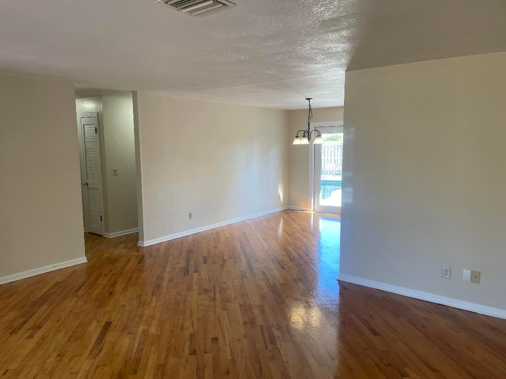 STUART TERRACE - Residential
