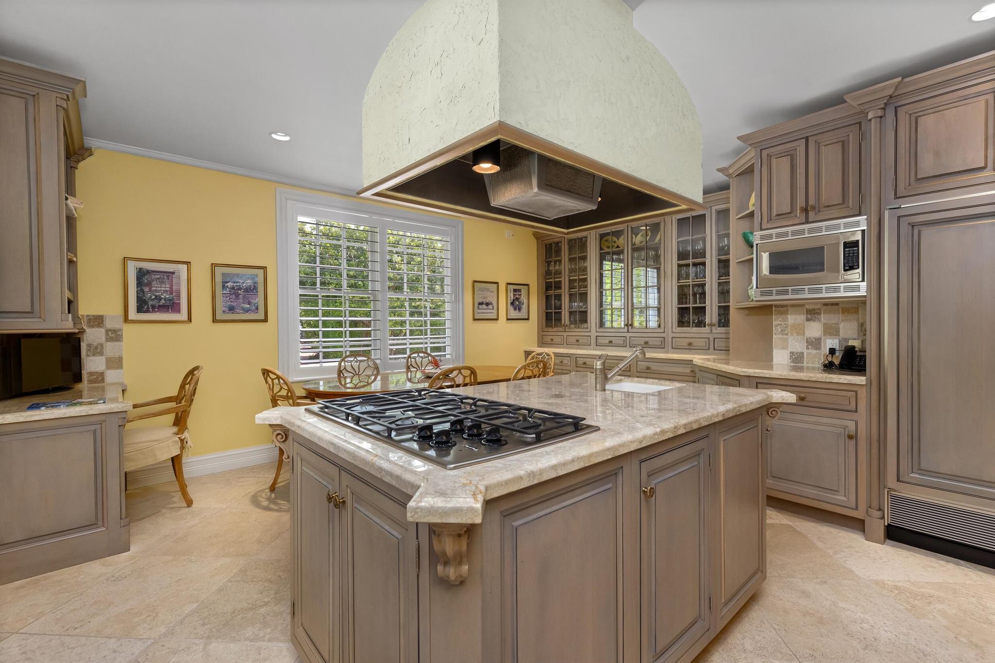 CASA BENDITA - Residential