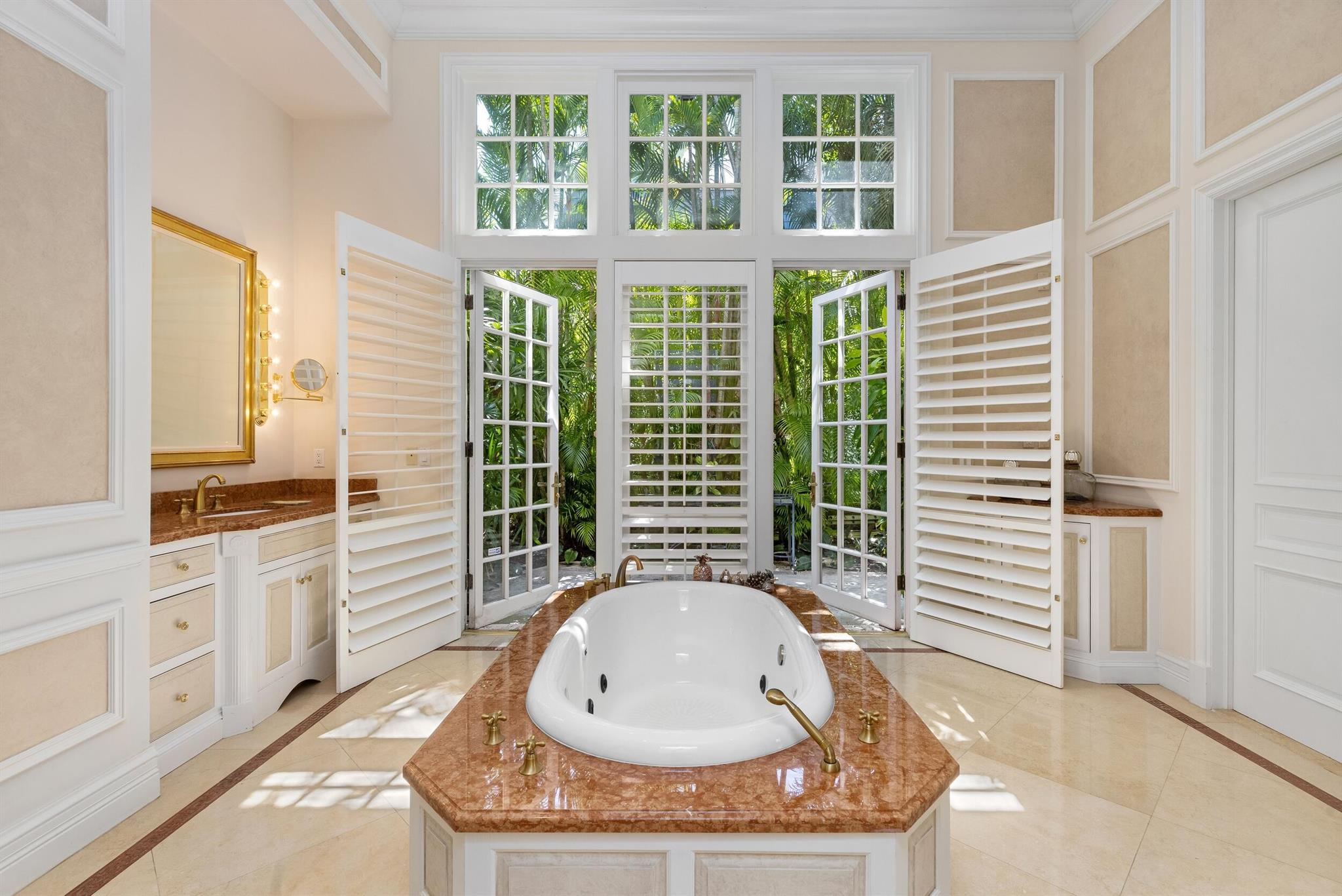 CASA BENDITA - Residential