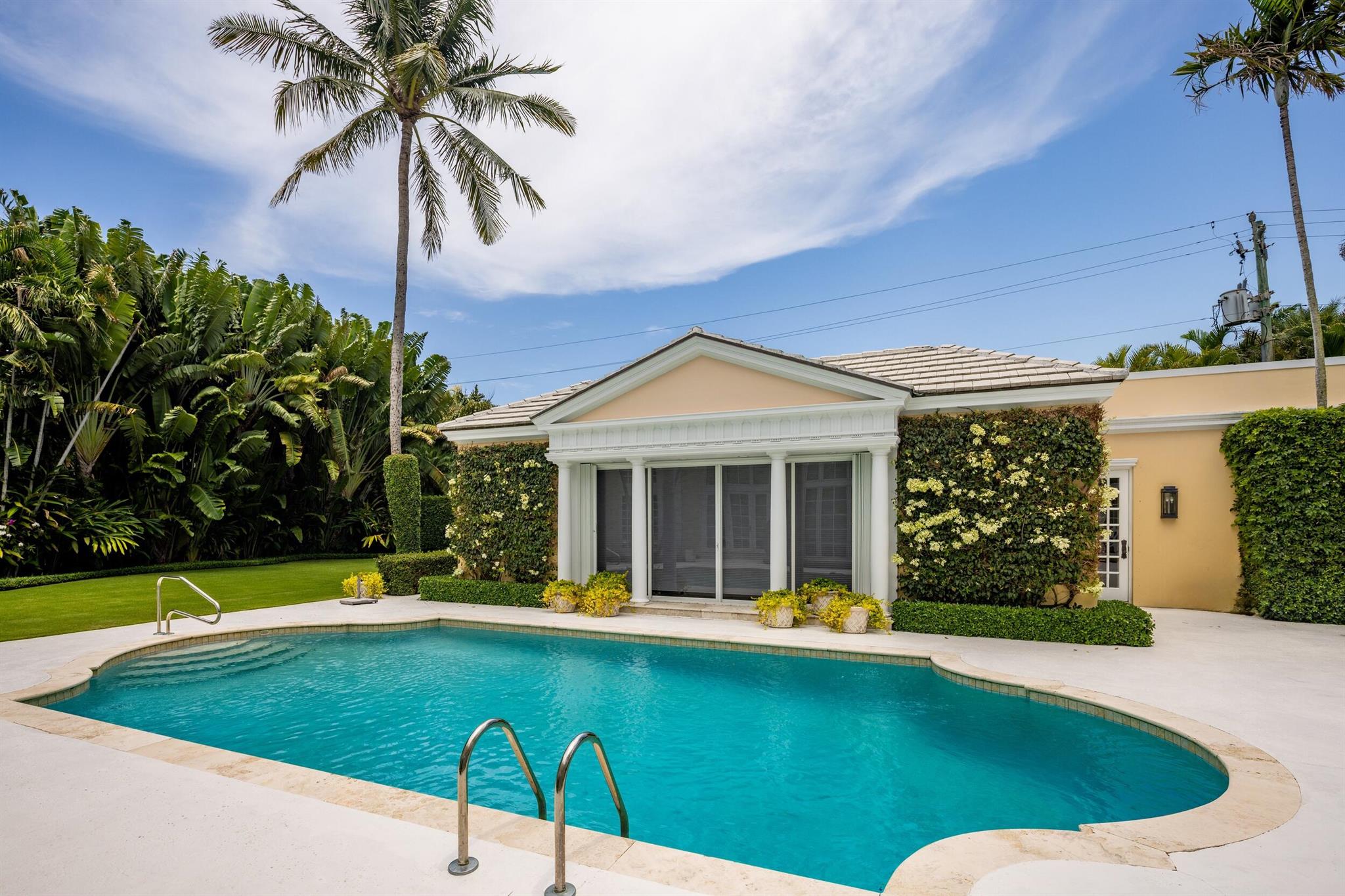 CASA BENDITA - Residential