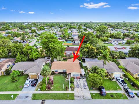 Tiny photo for 703 SW 76th Avenue, North Lauderdale, FL 33068 (MLS # B26050347)