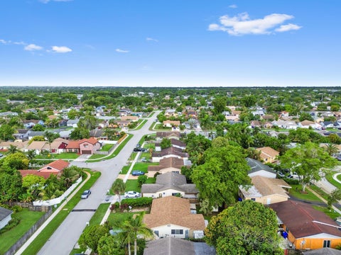 Tiny photo for 703 SW 76th Avenue, North Lauderdale, FL 33068 (MLS # B26050347)