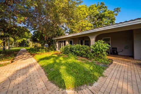 Tiny photo for 4351 NW 101ST Drive, Coral Springs, FL 33065 (MLS # B26052629)