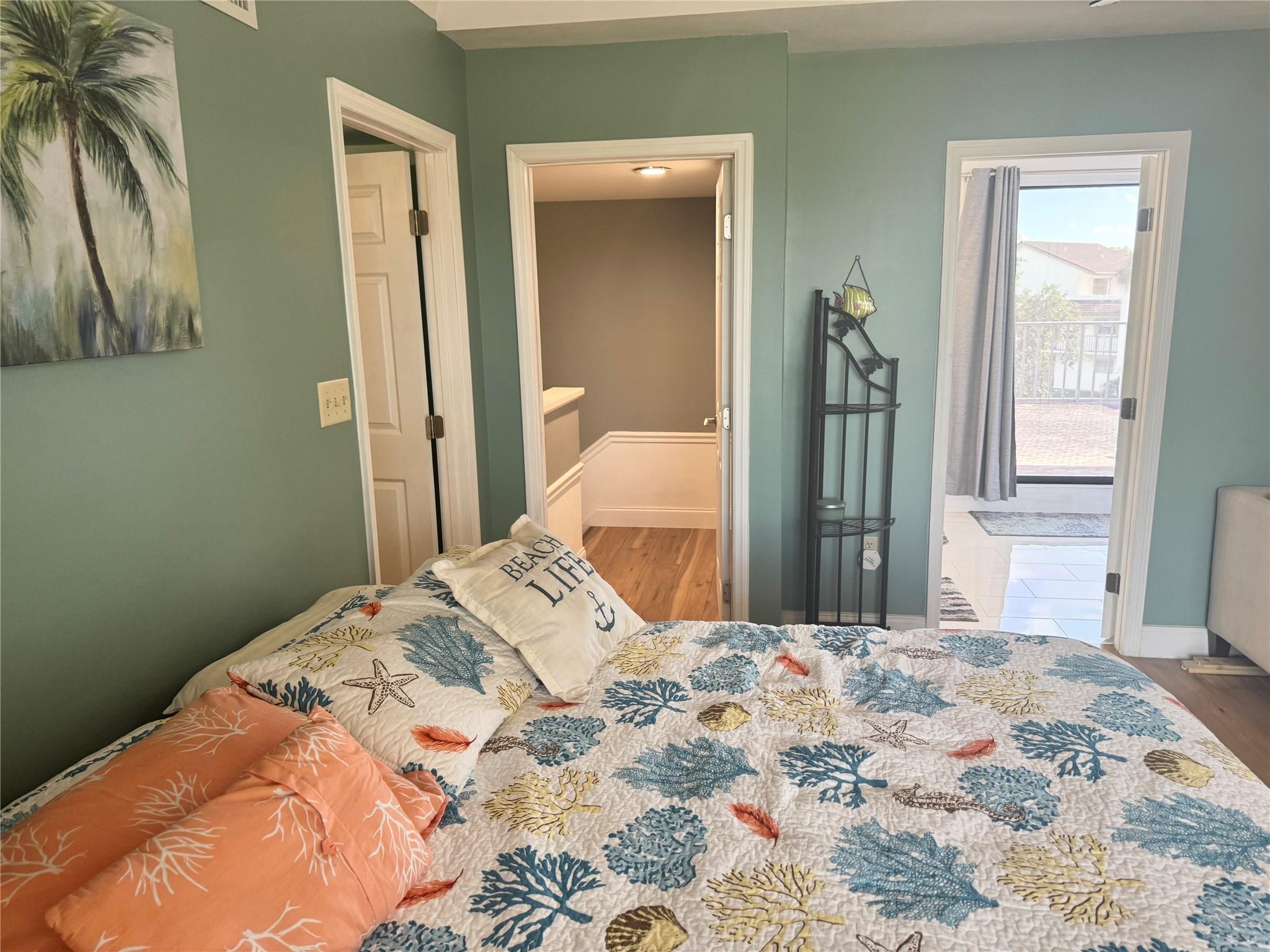 Lakeshore Village at Mead - Residential