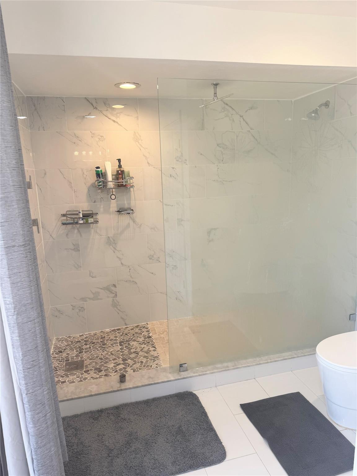 Lakeshore Village at Mead - Residential