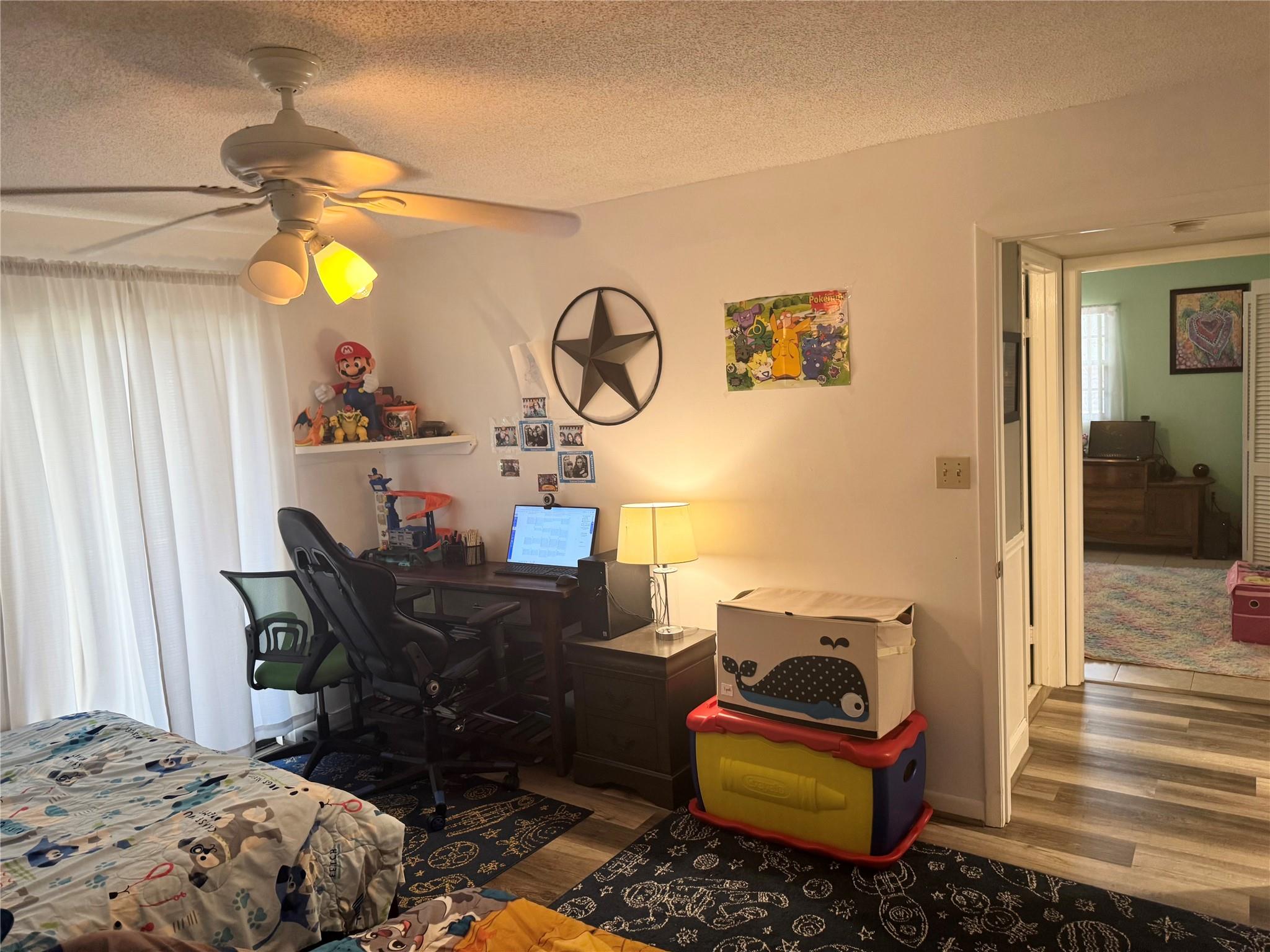 Lakeshore Village at Mead - Residential