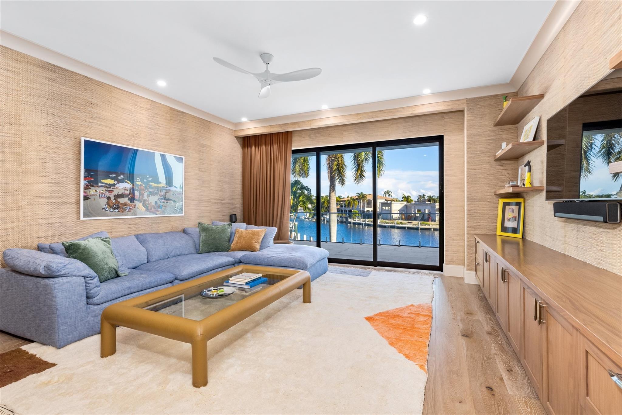 Lighthouse Point 6th Sec - Residential