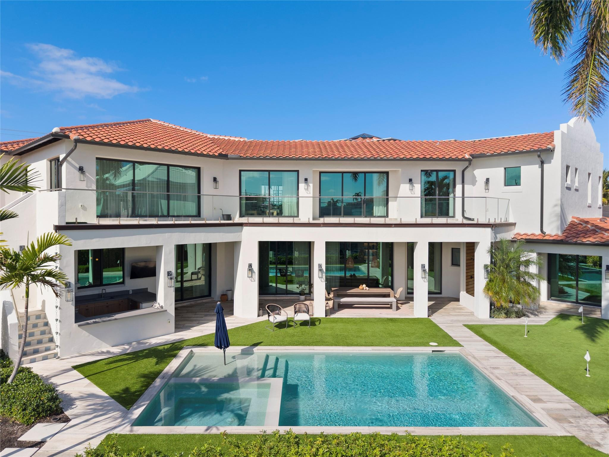 Lighthouse Point 6th Sec - Residential