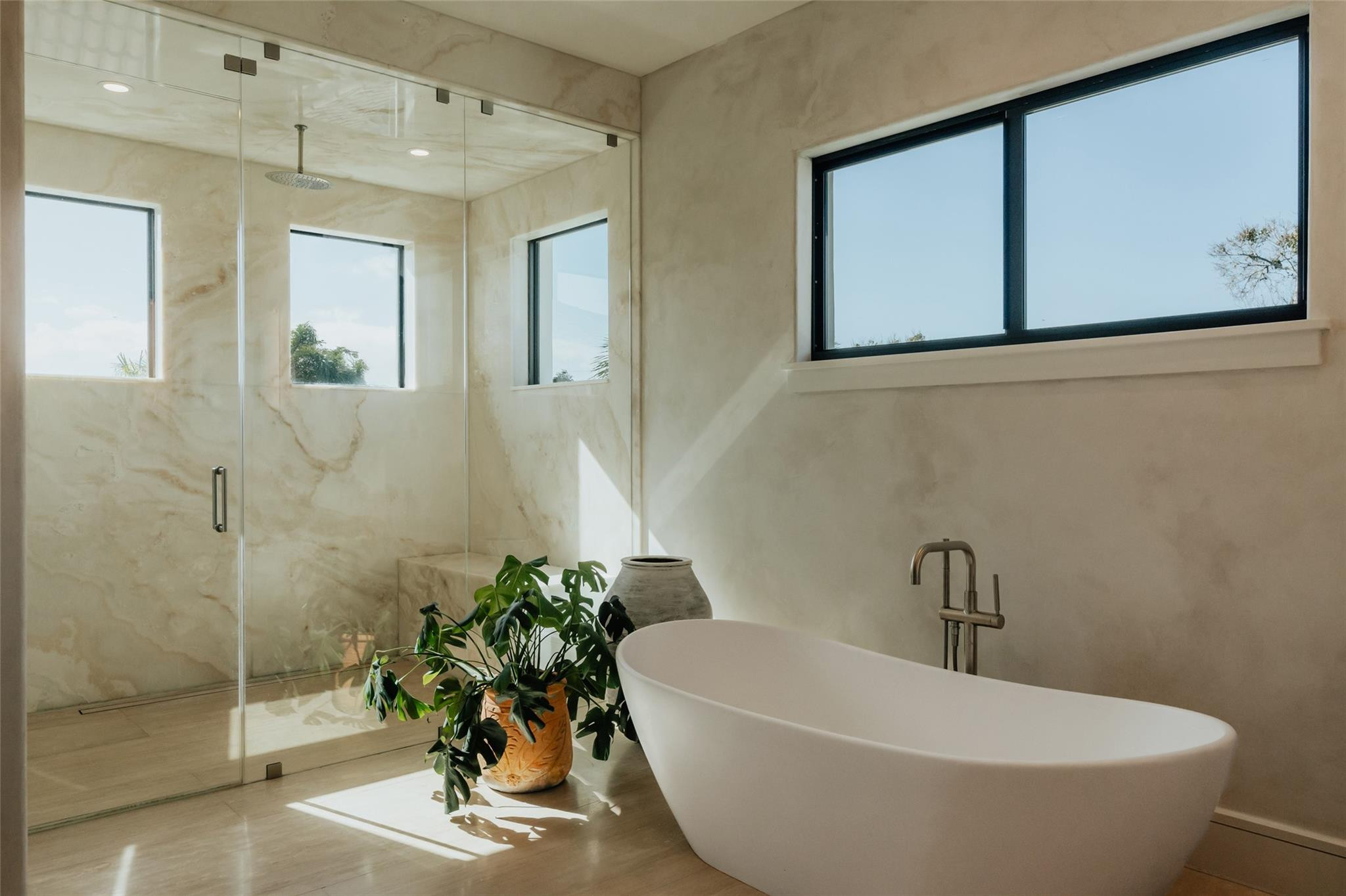 Lighthouse Point 6th Sec - Residential