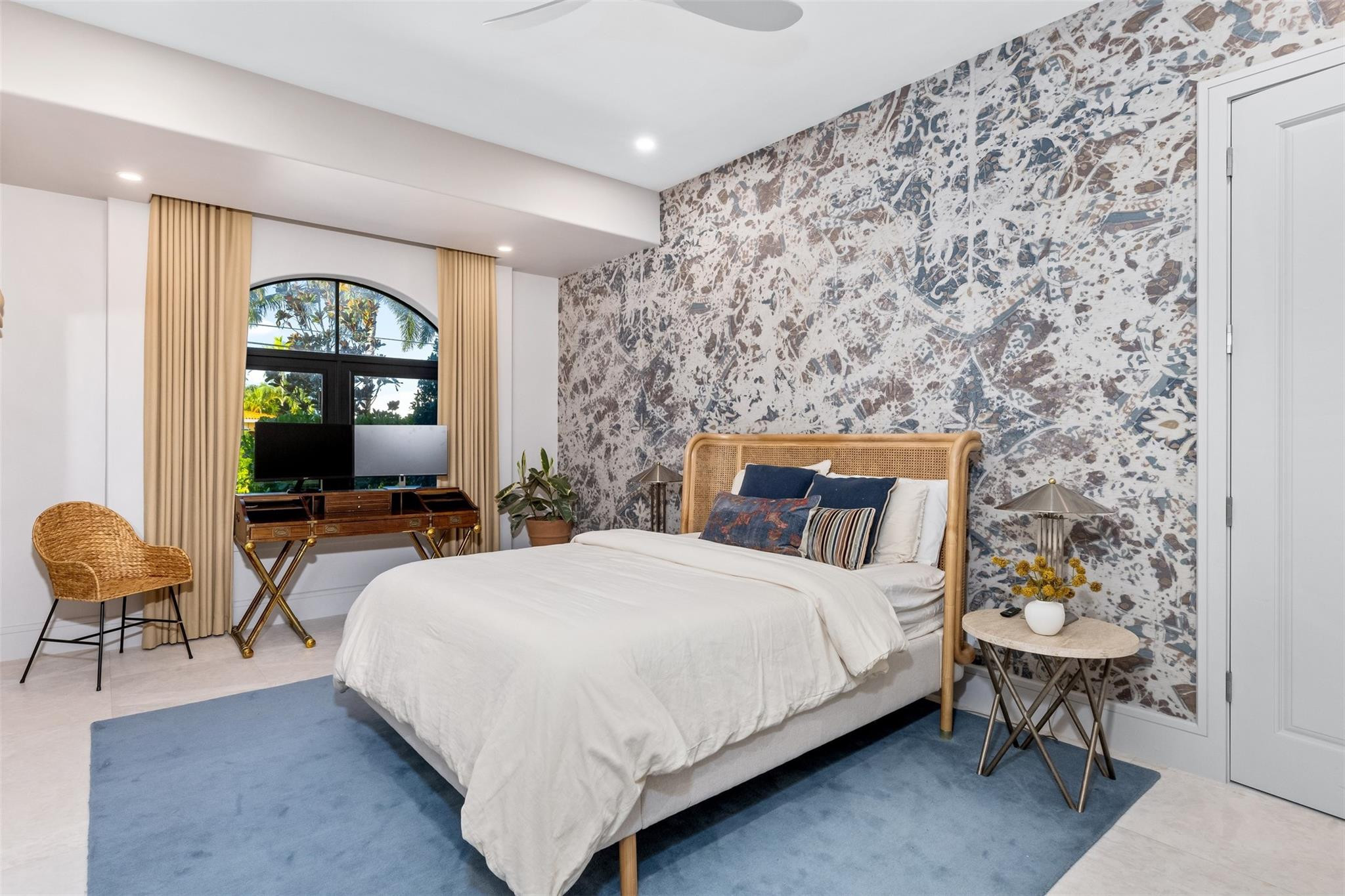 Lighthouse Point 6th Sec - Residential