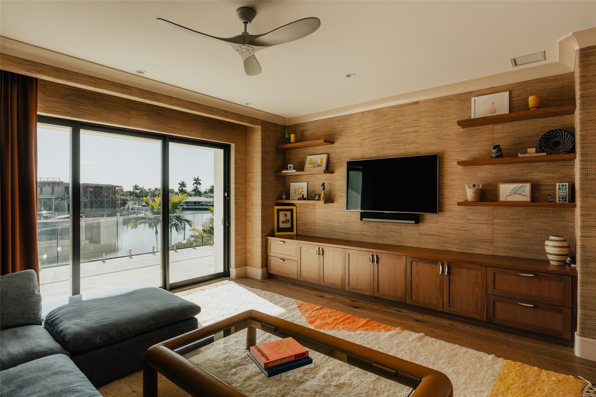 Lighthouse Point 6th Sec - Residential