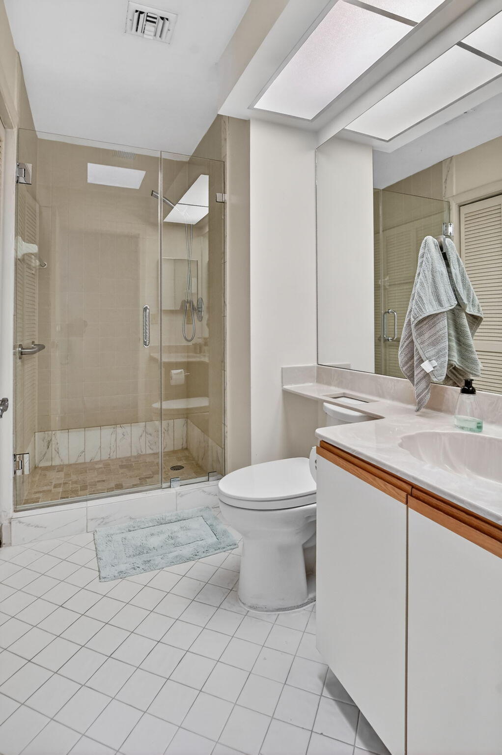 LA PAZ AT BOCA POINTE - Residential