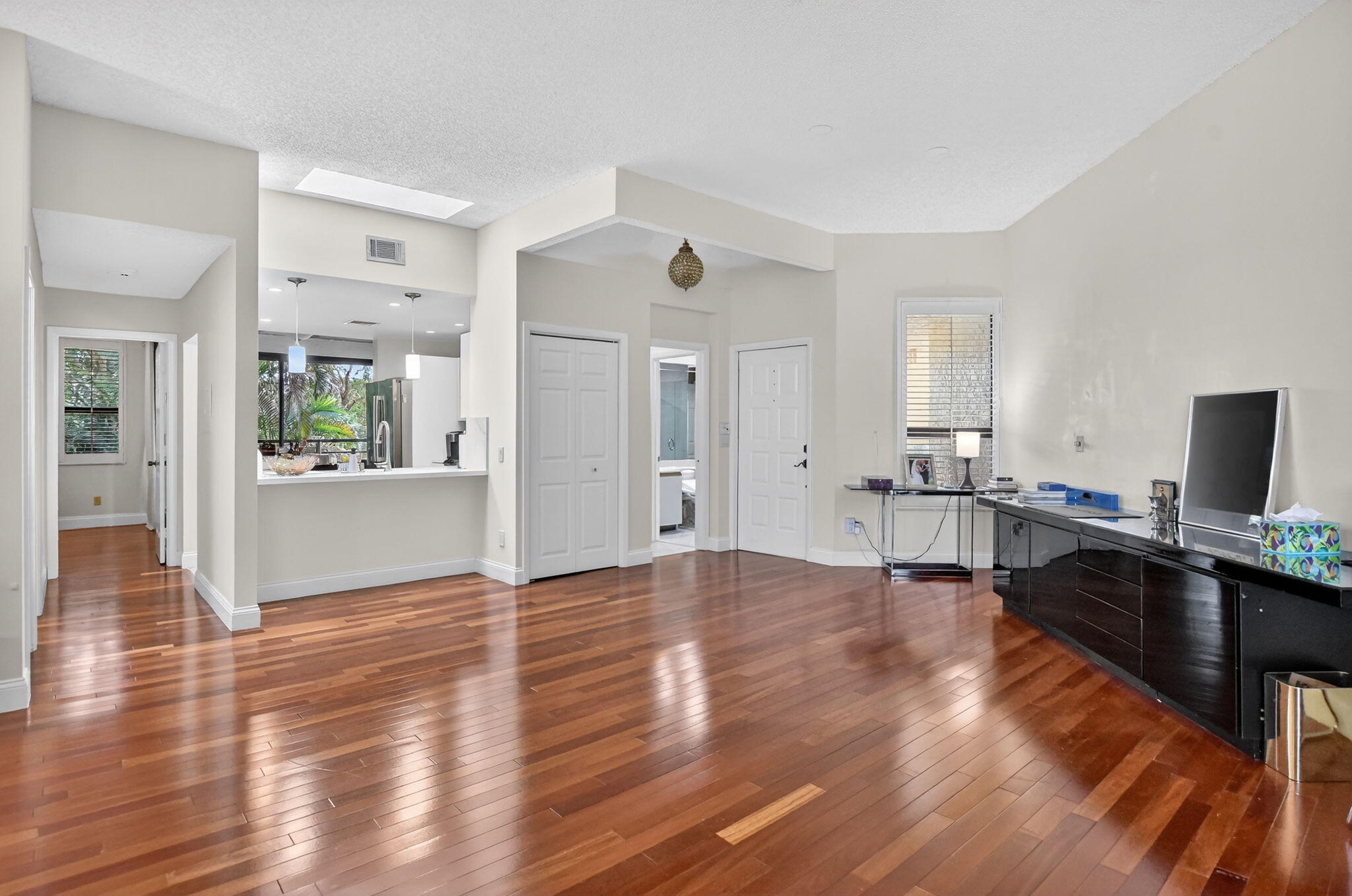 LA PAZ AT BOCA POINTE - Residential