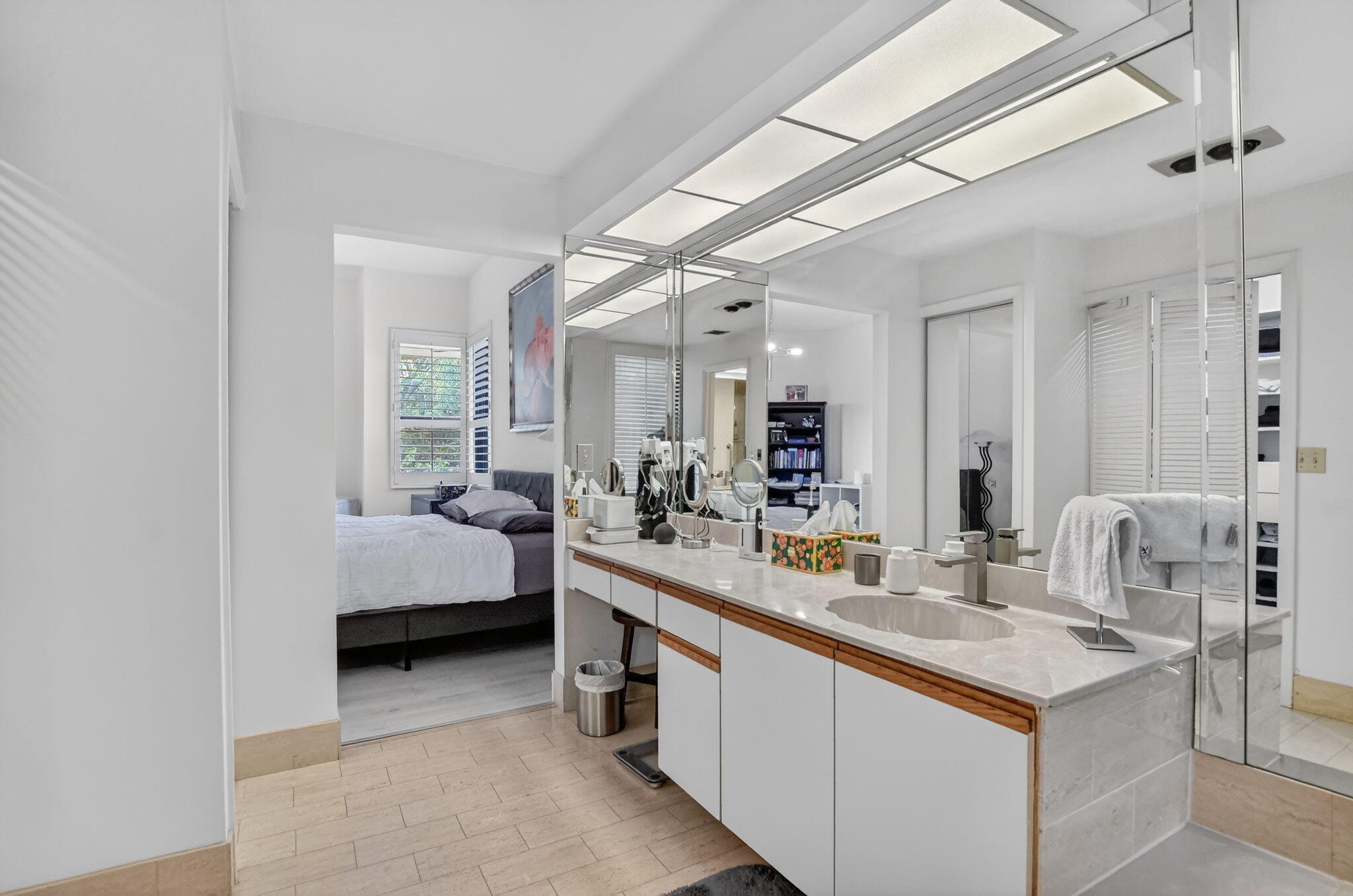 LA PAZ AT BOCA POINTE - Residential