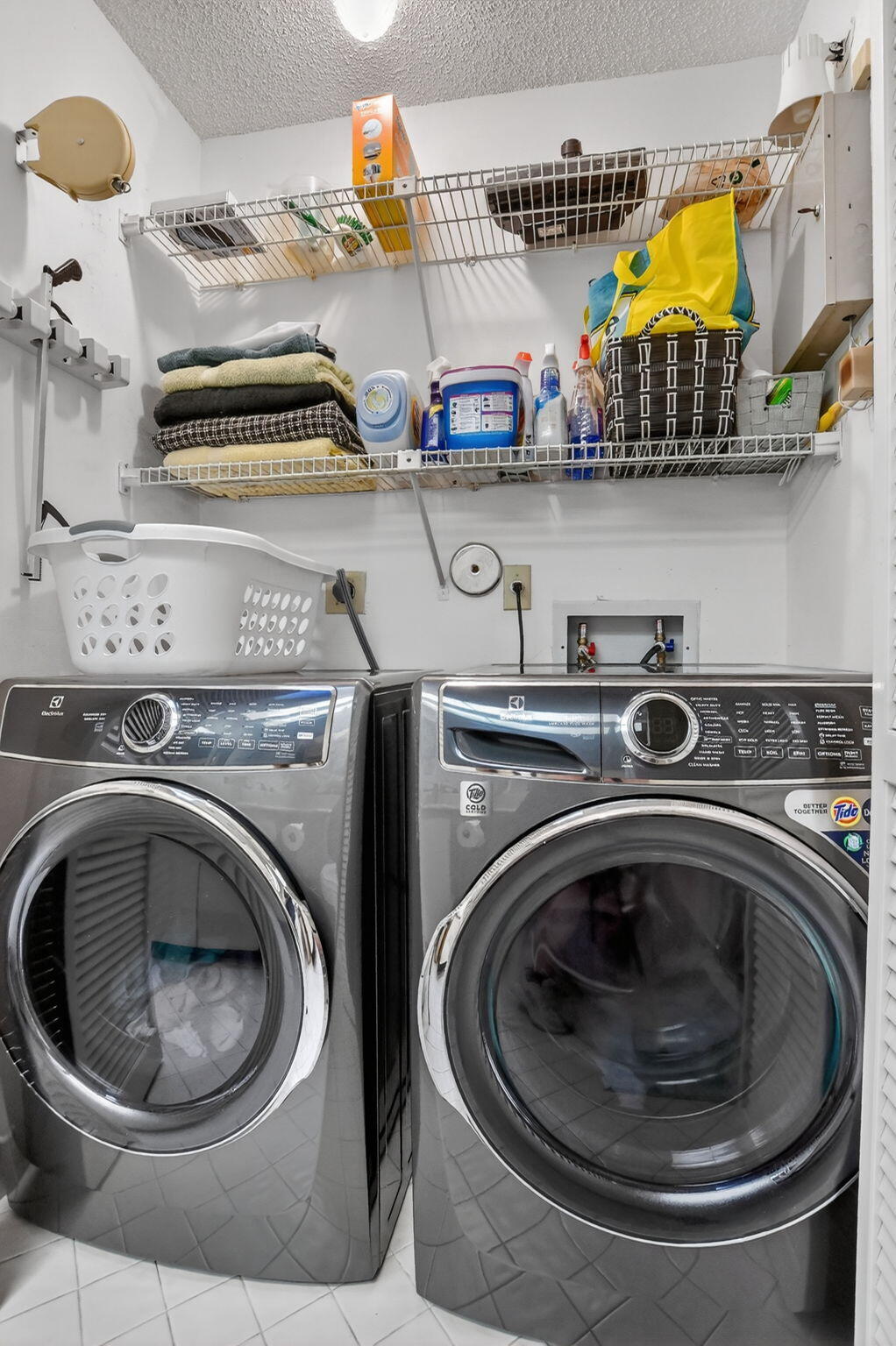 LA PAZ AT BOCA POINTE - Residential