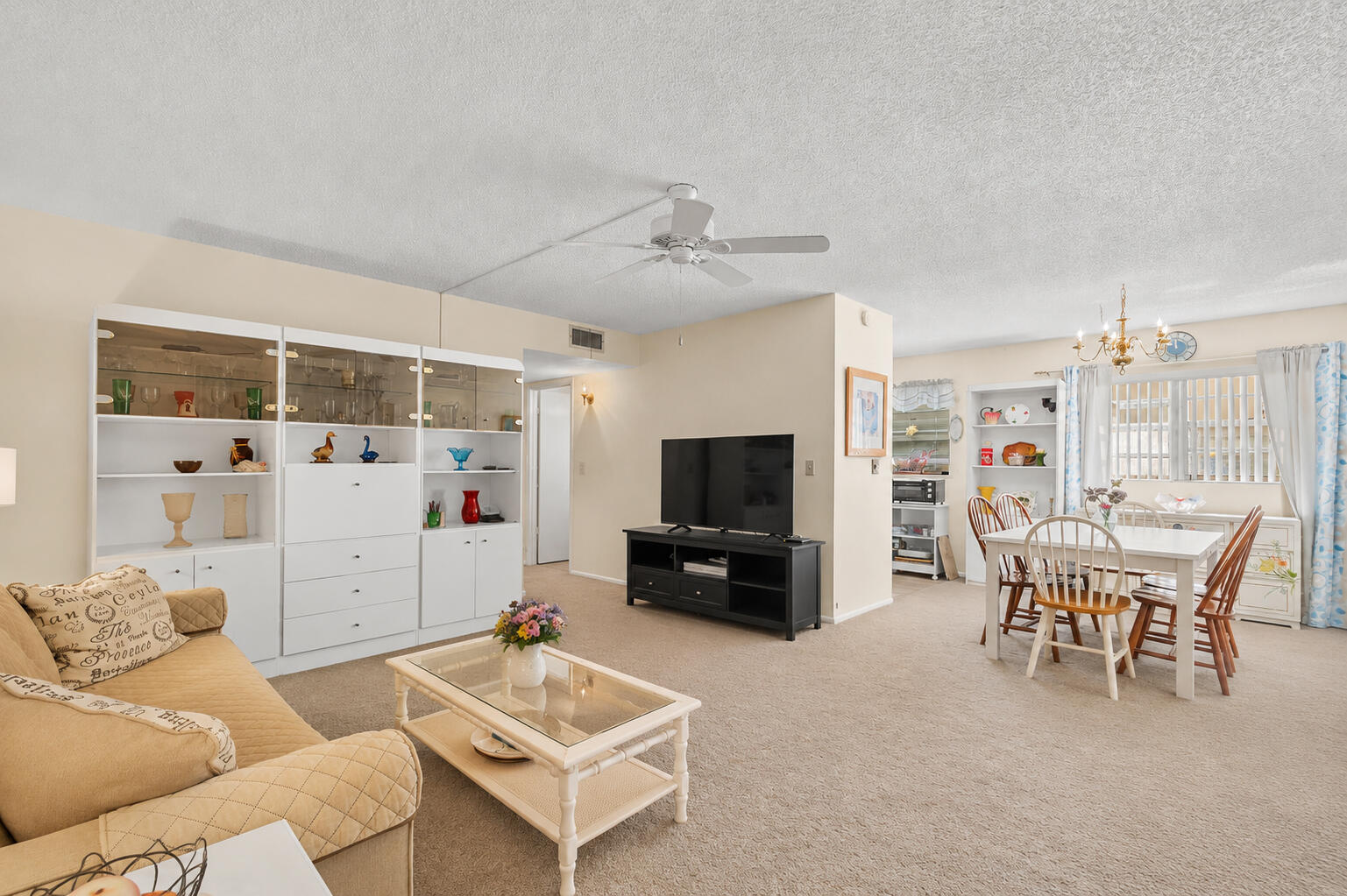 VISTA ROYALE PHASE IV BLDGS 83-111 - Residential