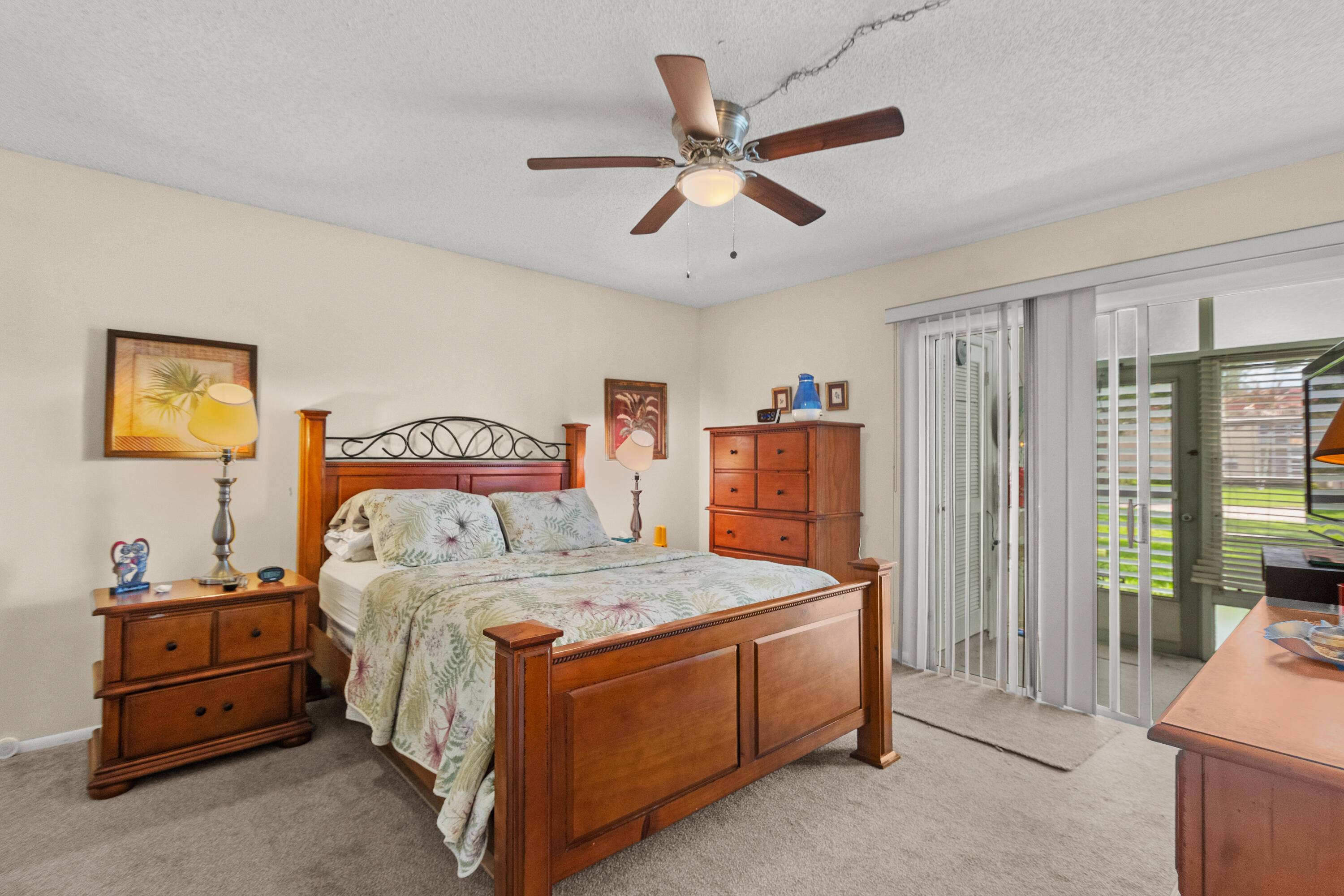 VISTA ROYALE PHASE IV BLDGS 83-111 - Residential