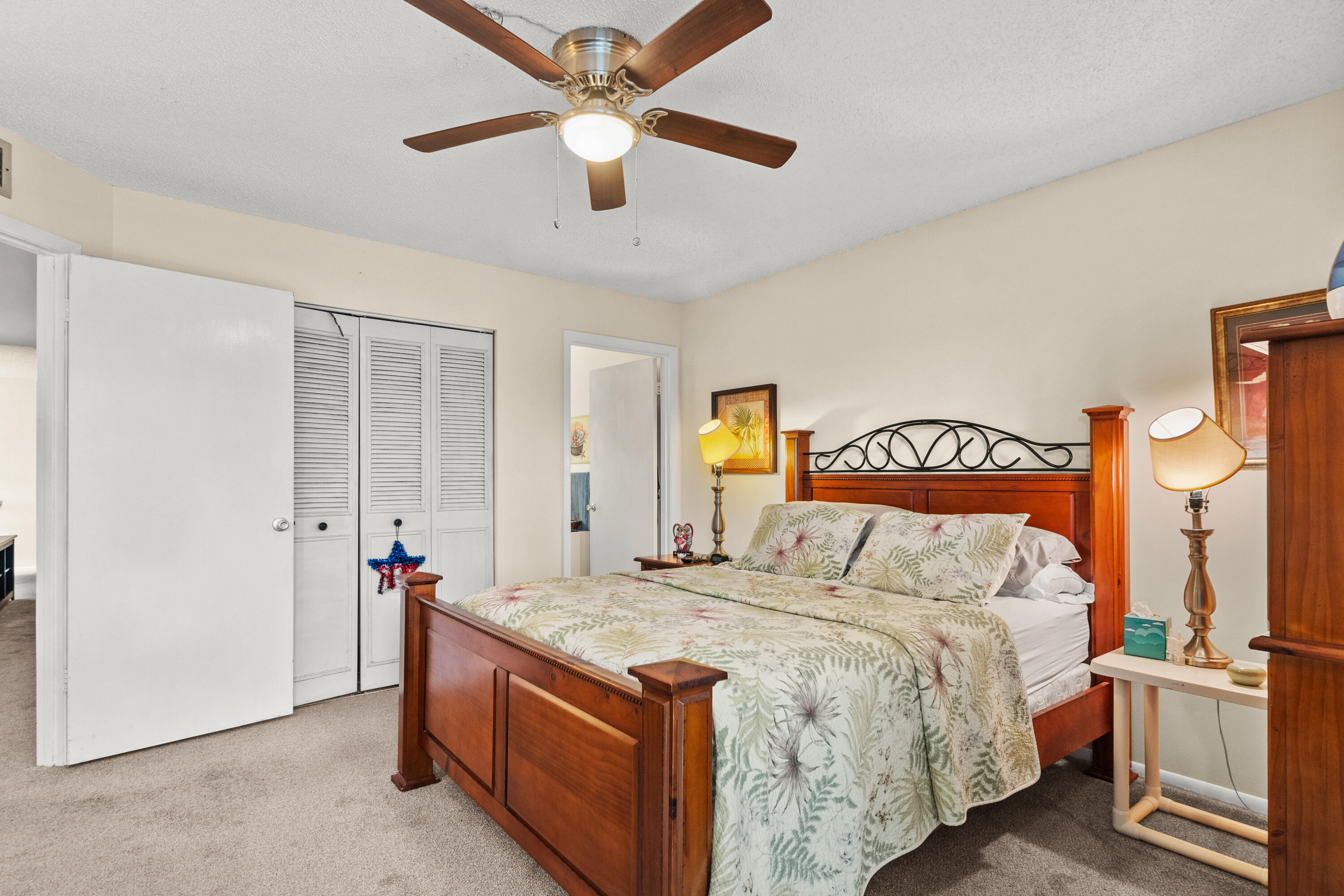 VISTA ROYALE PHASE IV BLDGS 83-111 - Residential