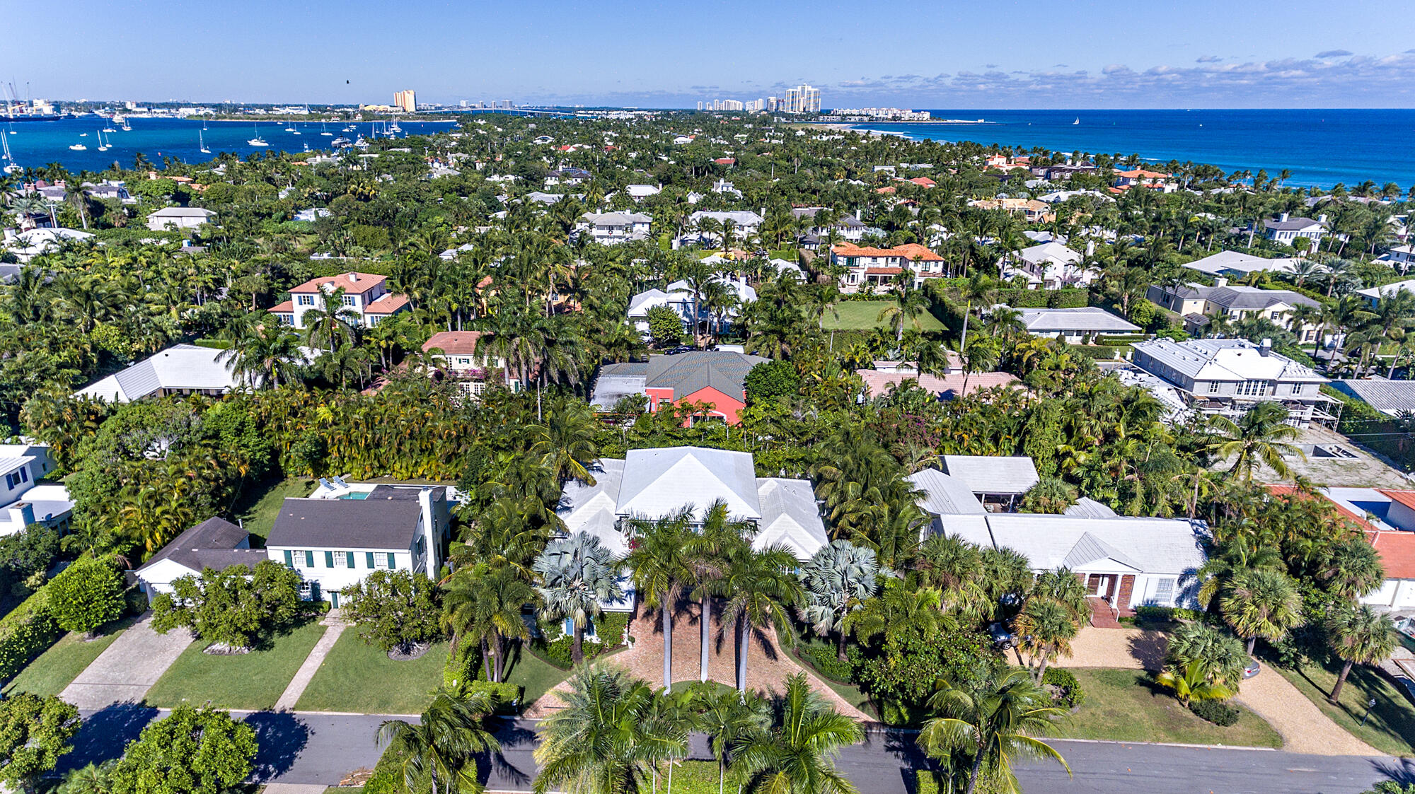 EL ENCANTO - Residential Lease