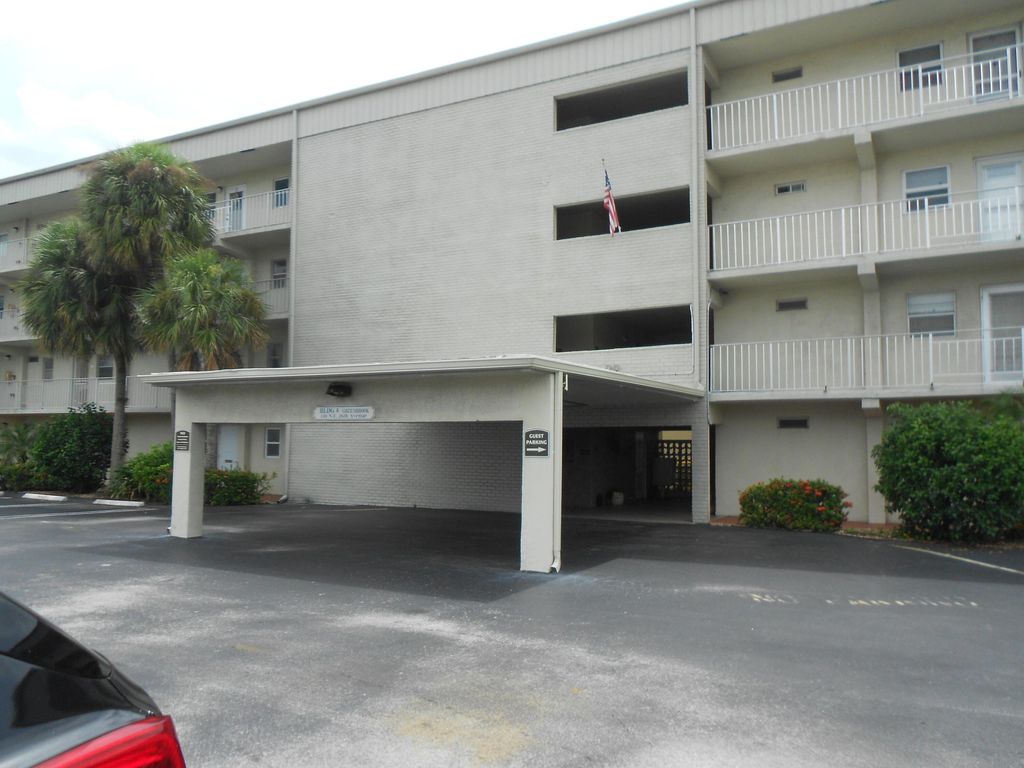 Photo of 130 NE 26th Avenue #209, Boynton Beach, FL 33435 (MLS # R11054634)