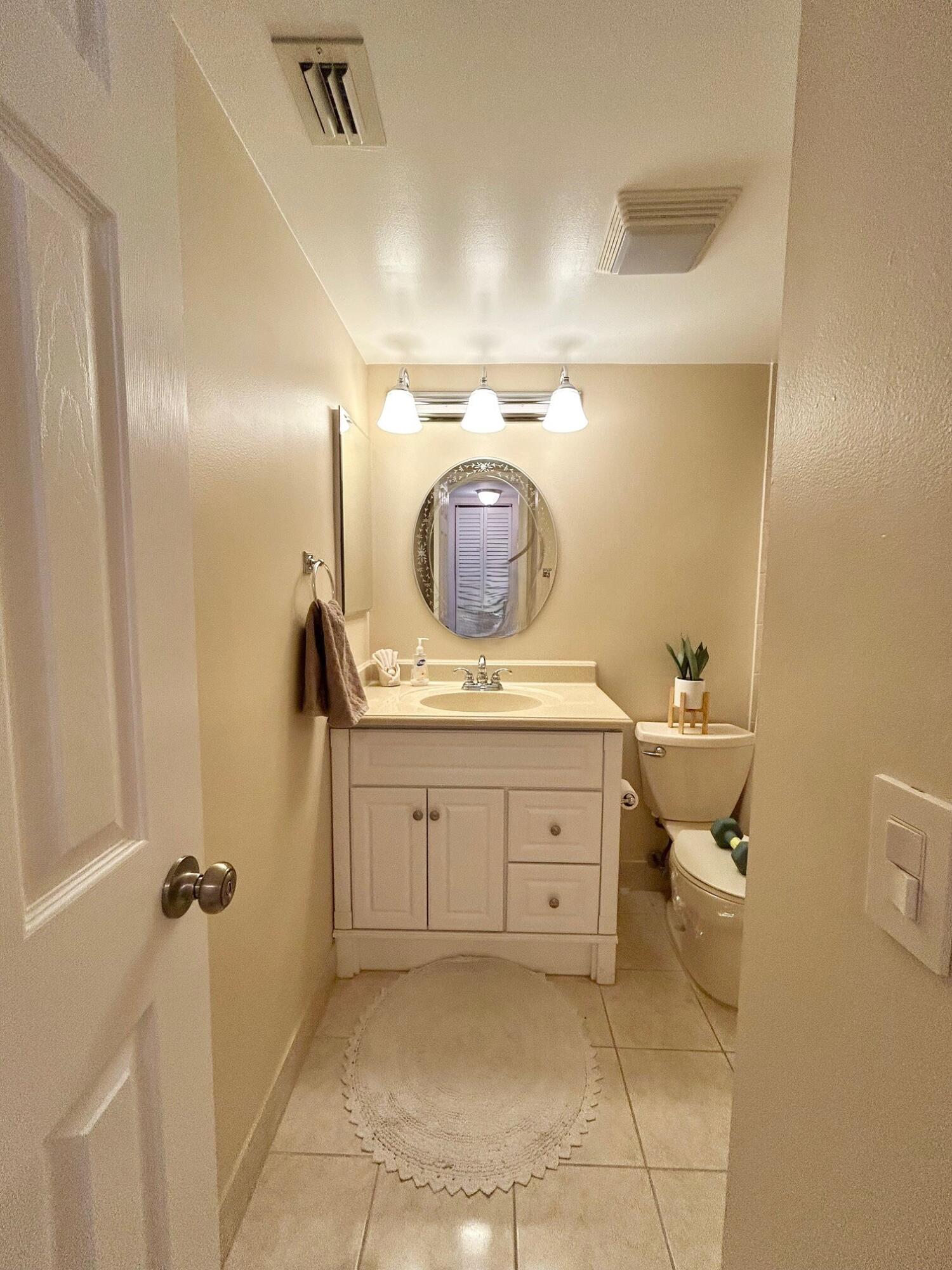 PINE RIDGE SOUTH IV CONDO - Residential Lease