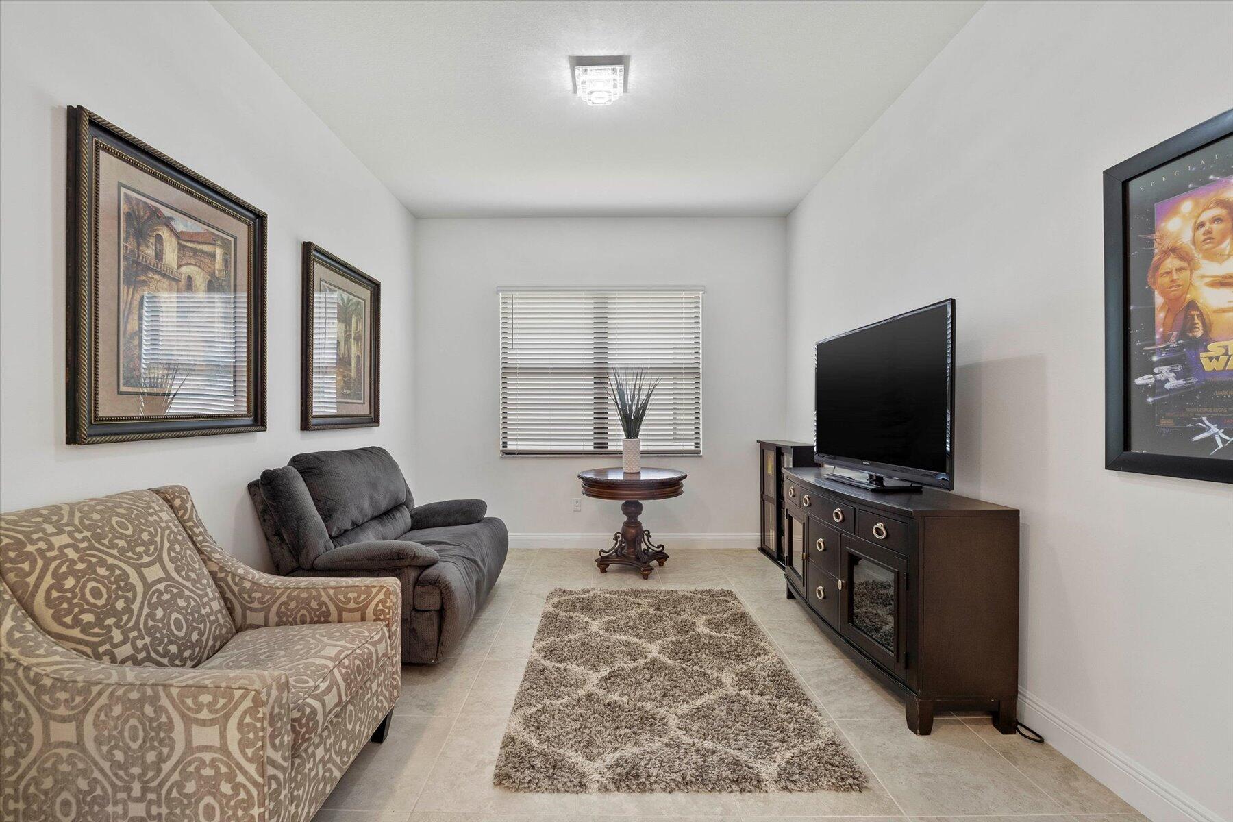 CRESSWIND PALM BEACH - Residential