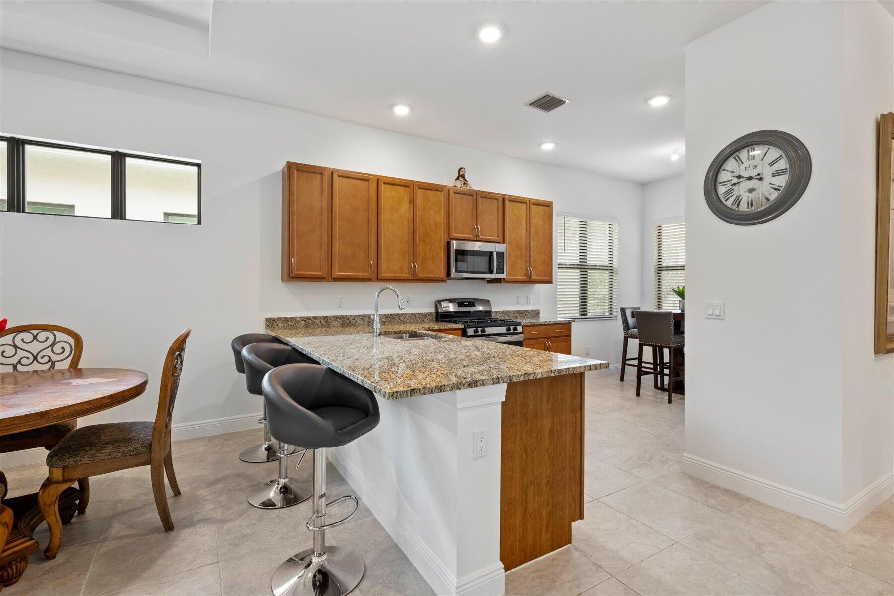 CRESSWIND PALM BEACH - Residential