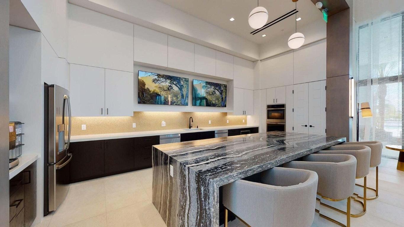 CRESSWIND PALM BEACH - Residential