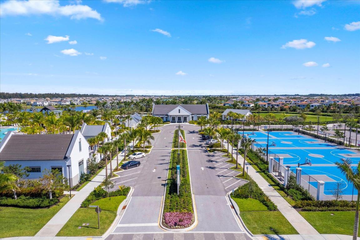 CRESSWIND PALM BEACH - Residential