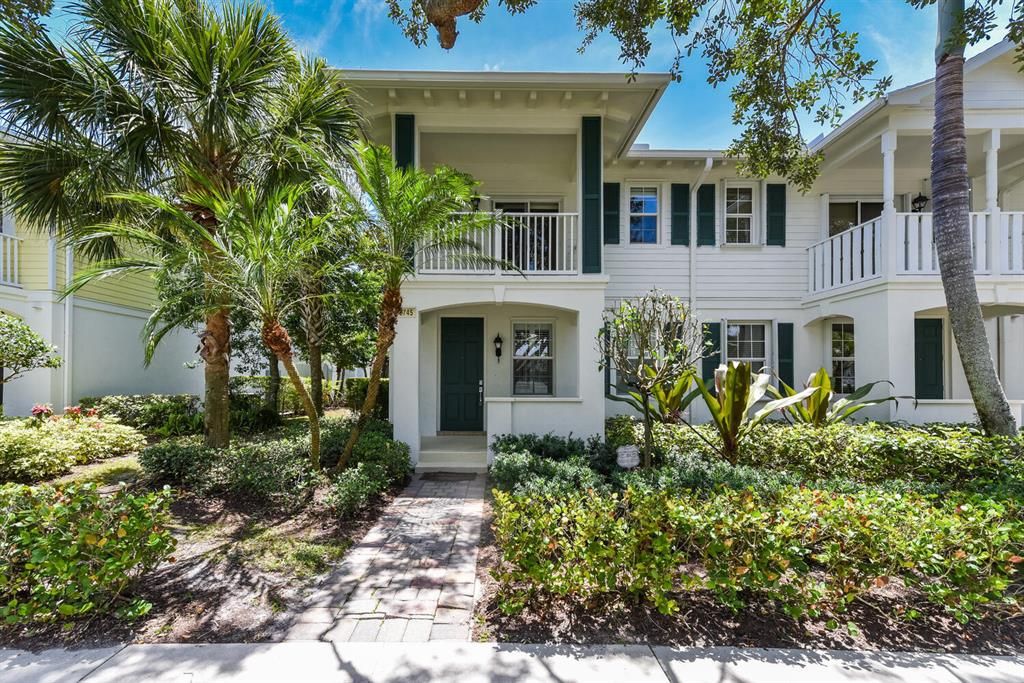 Photo of 2745 E Community Drive, Jupiter, FL 33458 (MLS # R10718031)