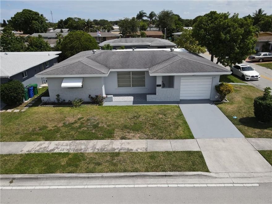 Beautiful single family home. Fully remodeled with new kitchen and bathrooms. Granite counter tops, new cabinets, stainless steel appliances. New garage door is being put in. New flooring. Freshly painted interior and exterior. Move-in ready.