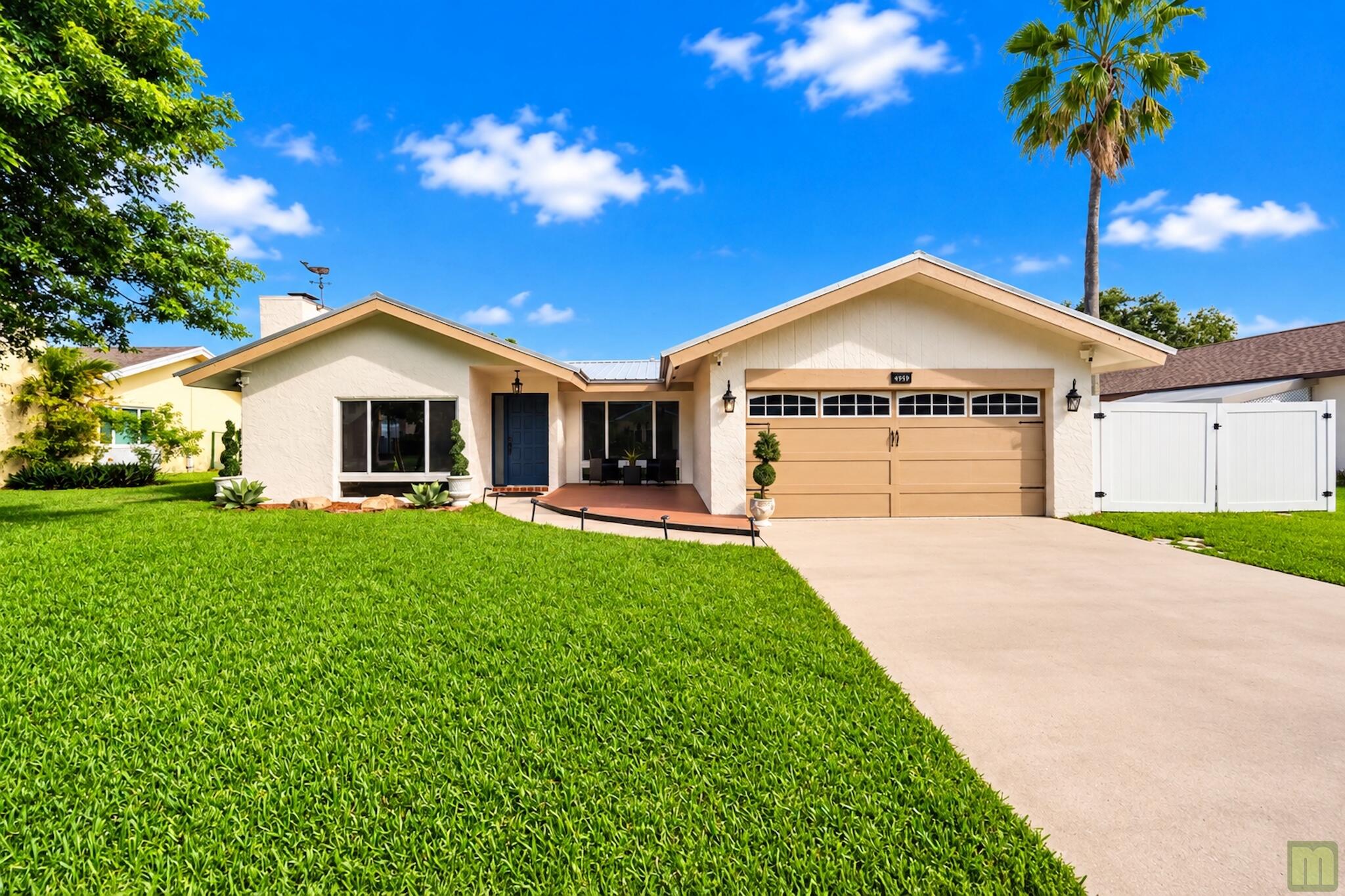 4959 NW 6TH Street