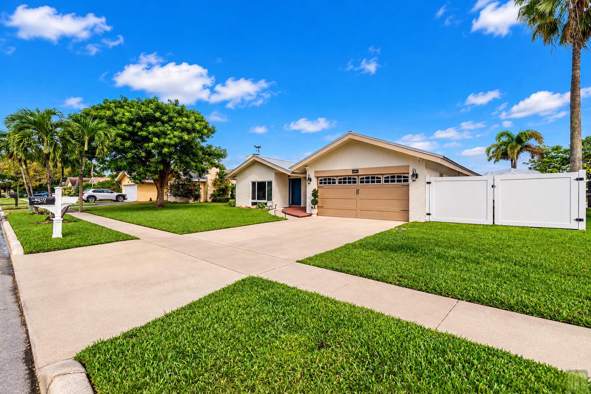 4959 NW 6TH Street