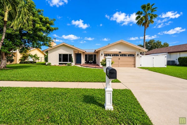 4959 NW 6TH ST, COCONUT CREEK, FL 33063 - Image e97597e29c1ed62cfb83be2295dd4e6f/4257560727