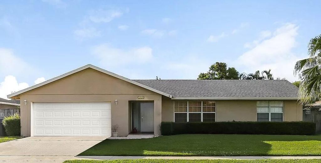 Photo of 12129 Stratford Street, Wellington, FL 33414 (MLS # R10741107)