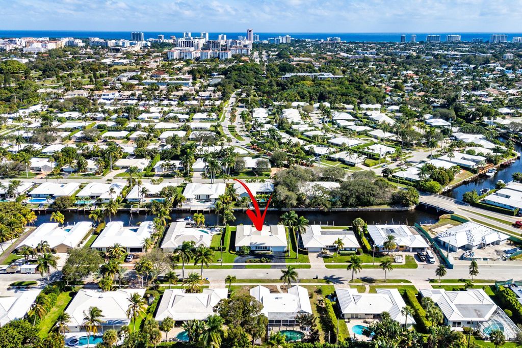 Photo of 950 SW Mulberry Way, Boca Raton, FL 33486 (MLS # R11158850)