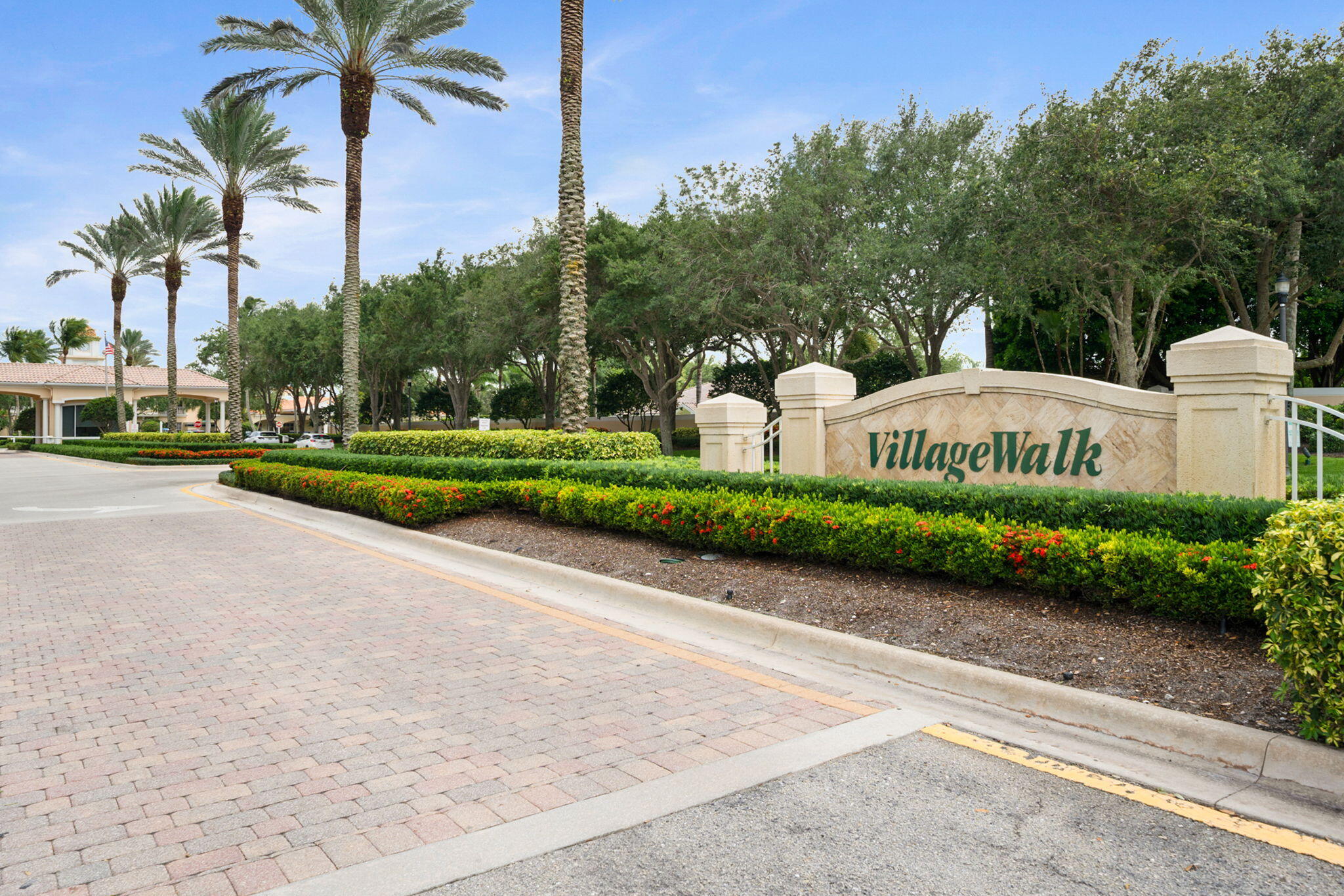 VILLAGEWALK OF WELLINGTON - Residential