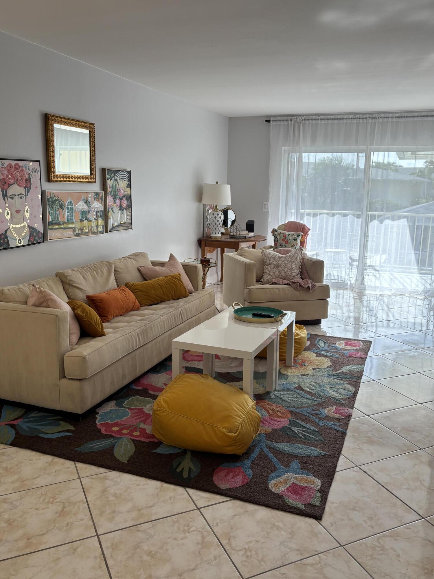EARMAN VILLAS CONDO - Residential Lease