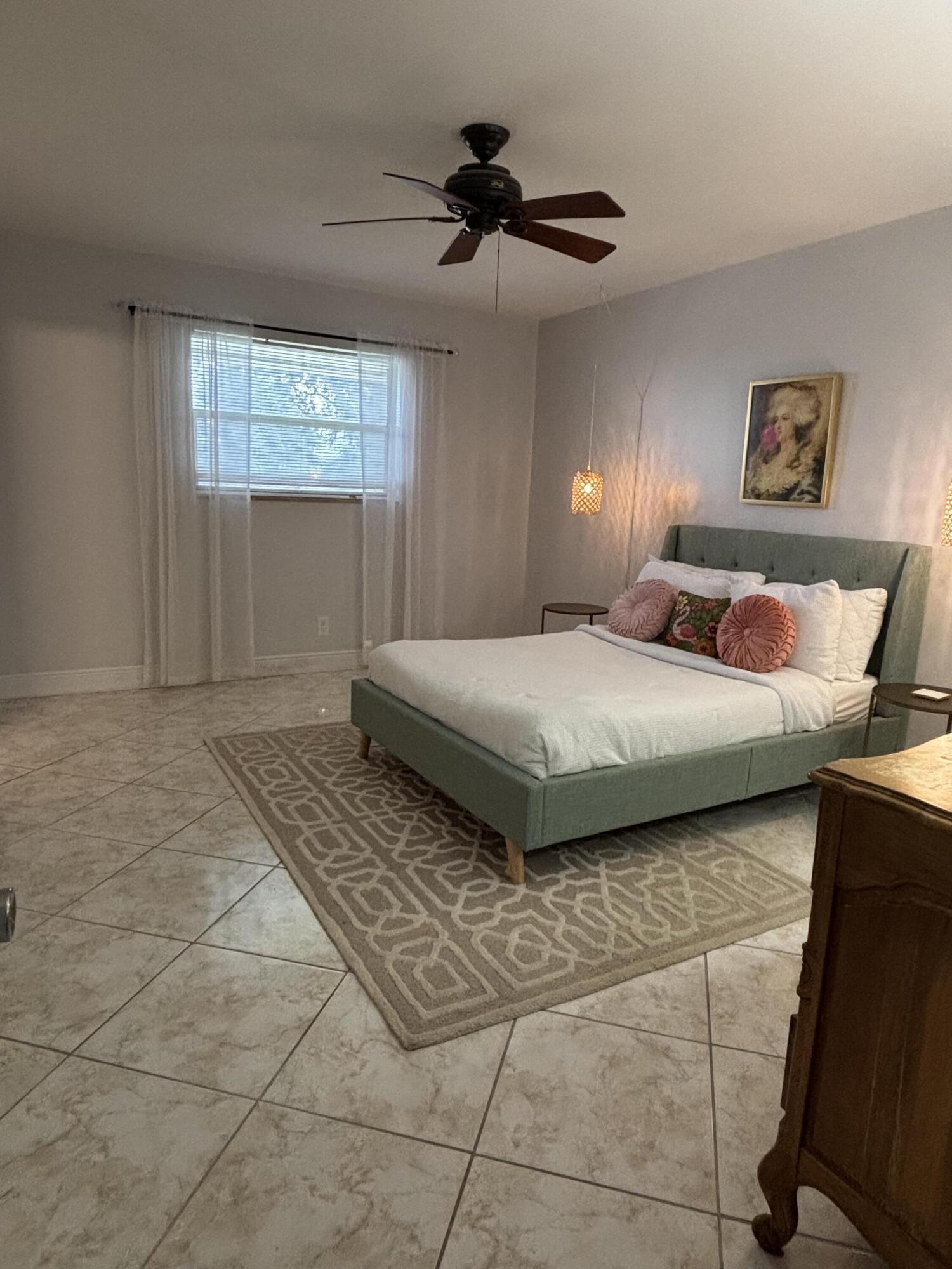 EARMAN VILLAS CONDO - Residential Lease