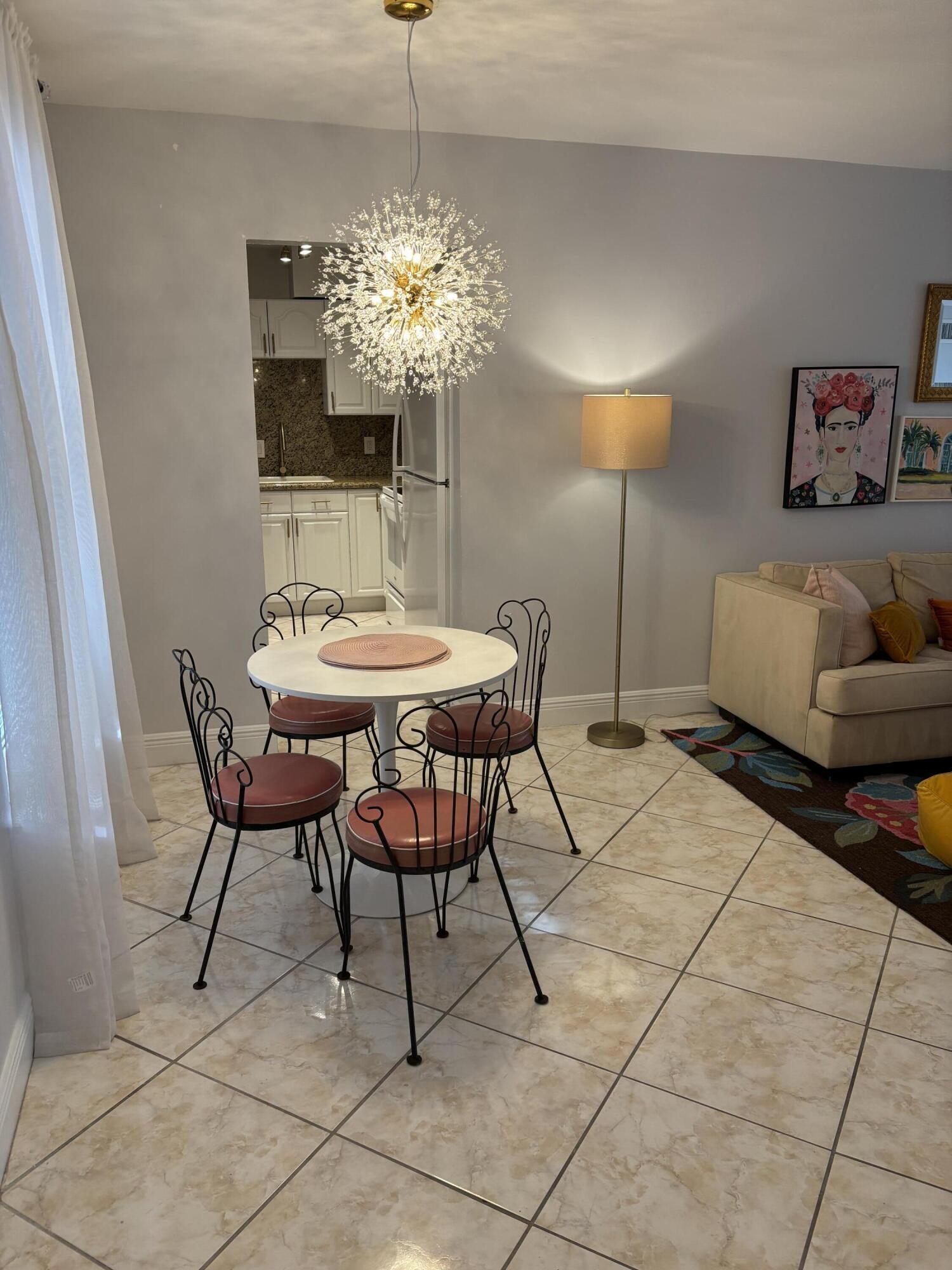 EARMAN VILLAS CONDO - Residential Lease