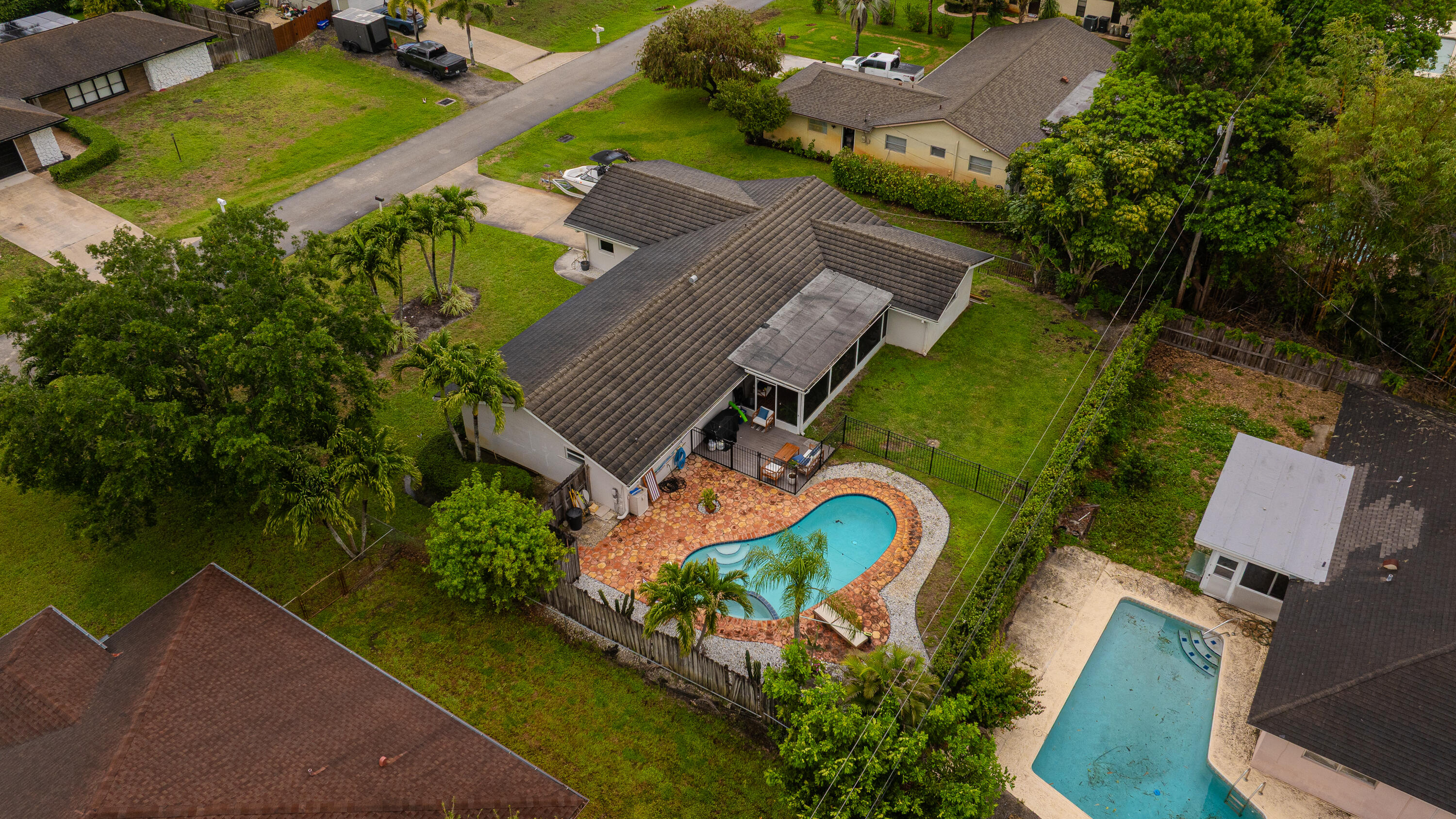 FLORIDA GARDENS 4 - Residential Lease