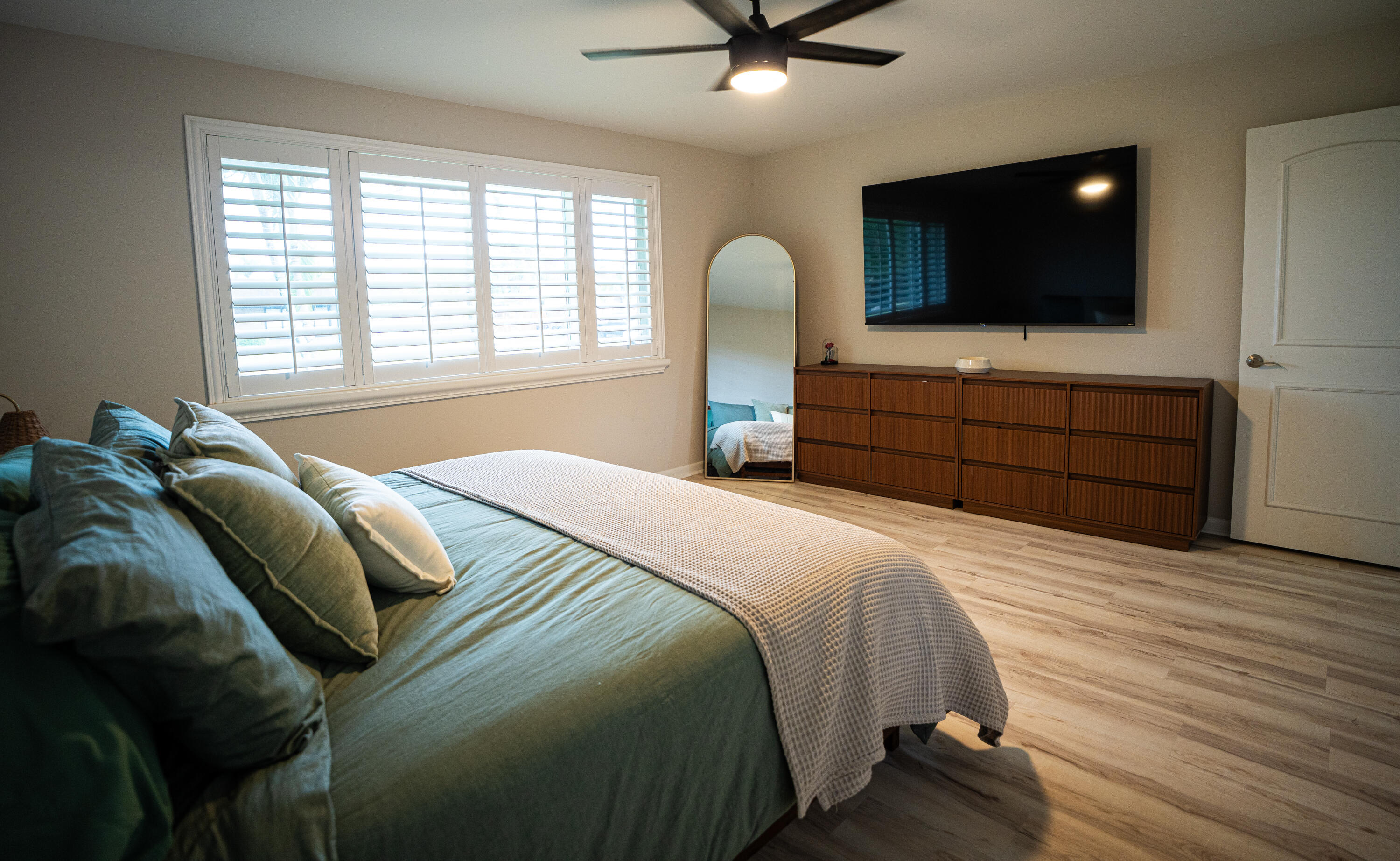 FLORIDA GARDENS 4 - Residential Lease