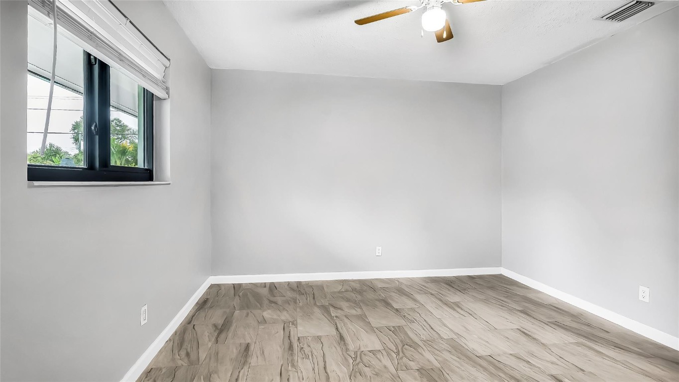 Woodlawn 11-28 B - Residential Income