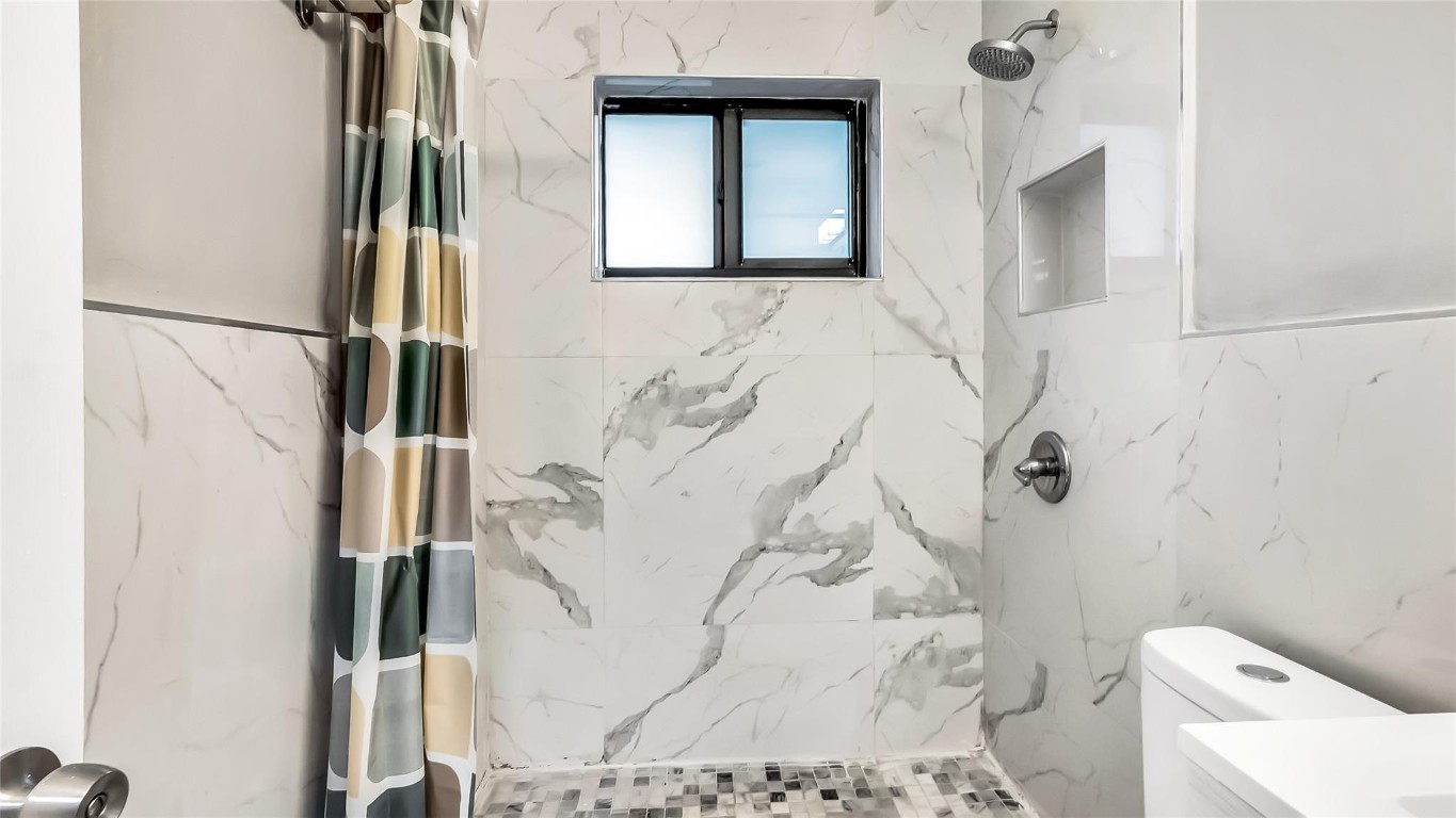 Woodlawn 11-28 B - Residential Income